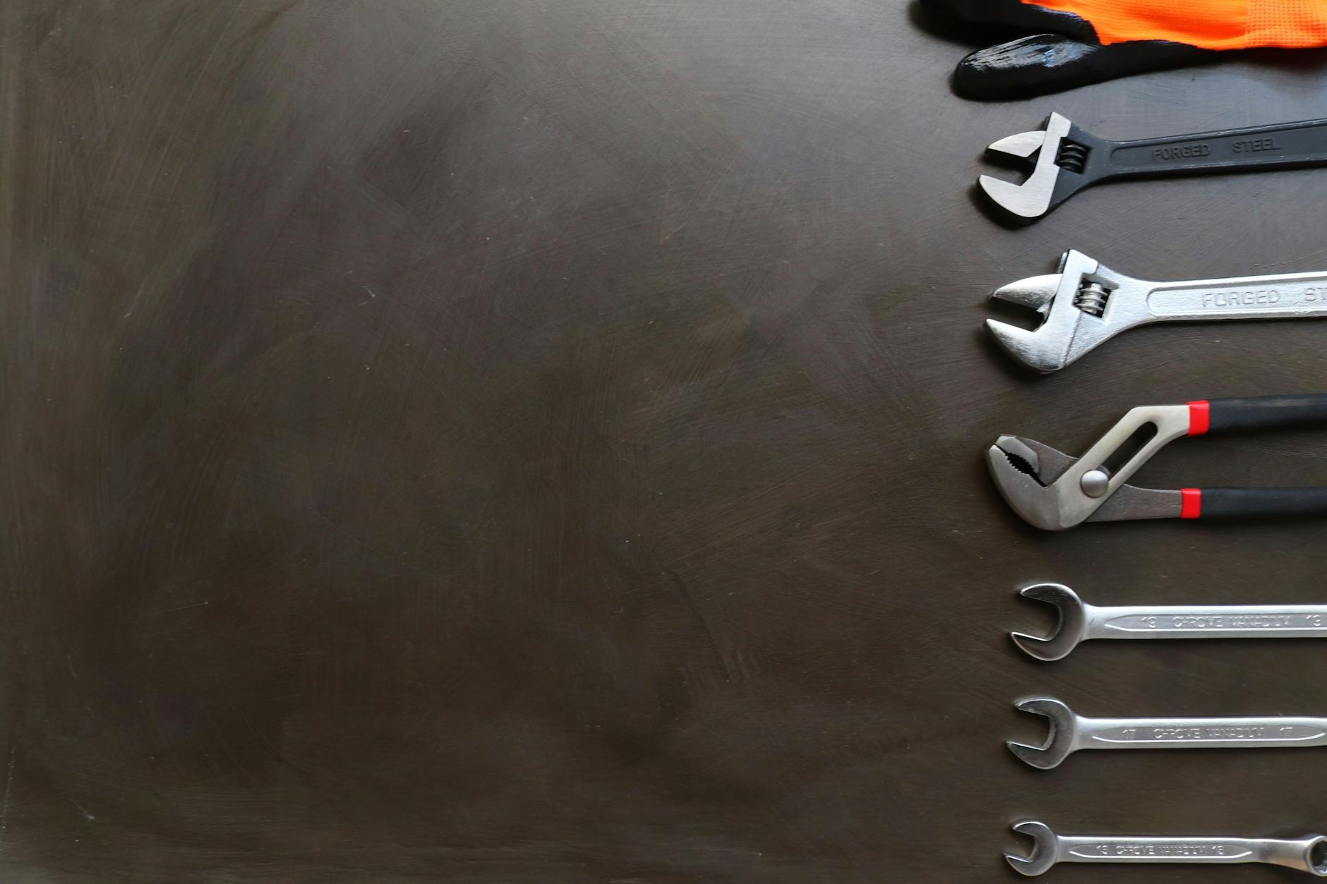 Combien coûte un plombier ? Fourchettes et conseils pro