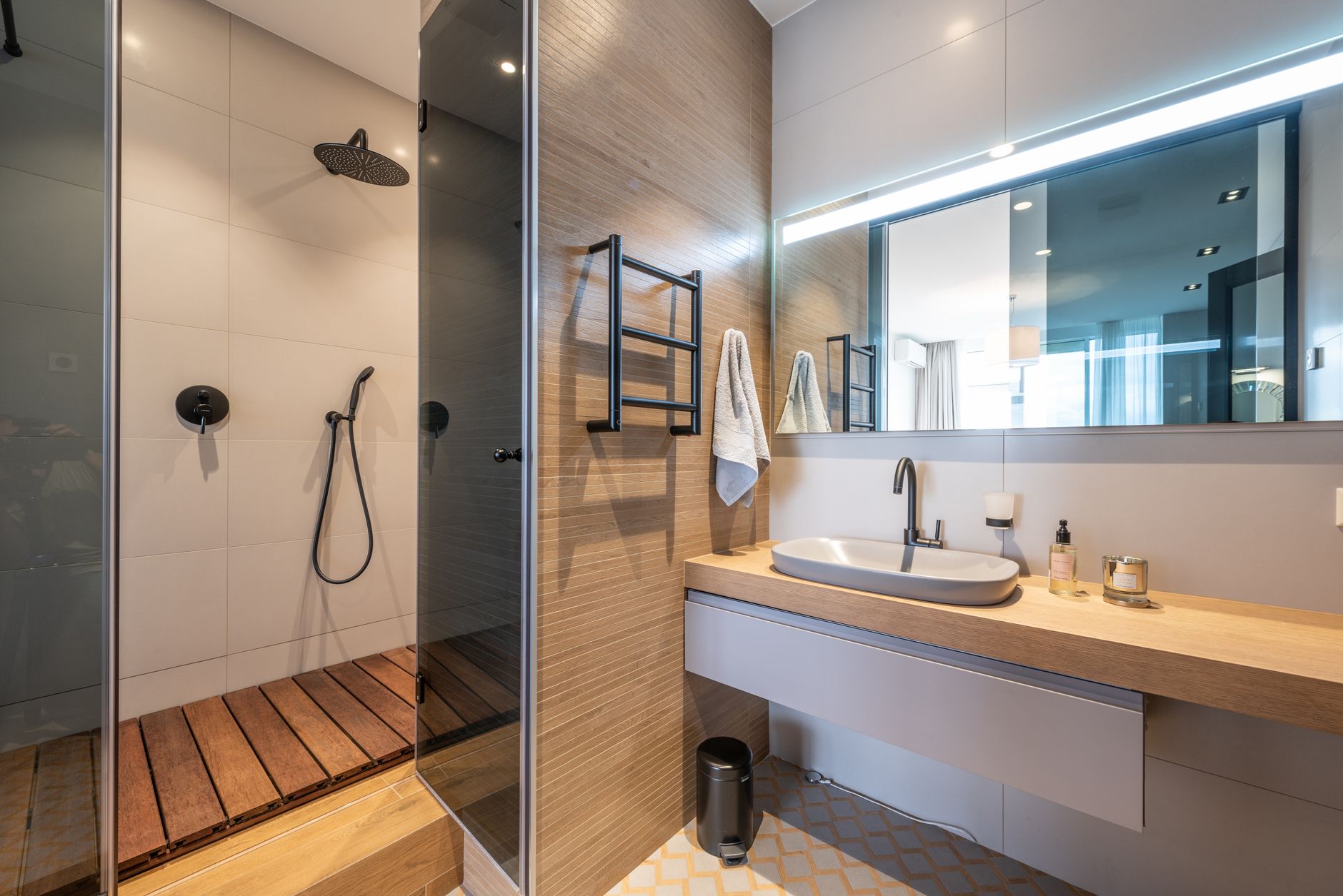 Devis installation douche italienne : Tarifs et budget réaliste
