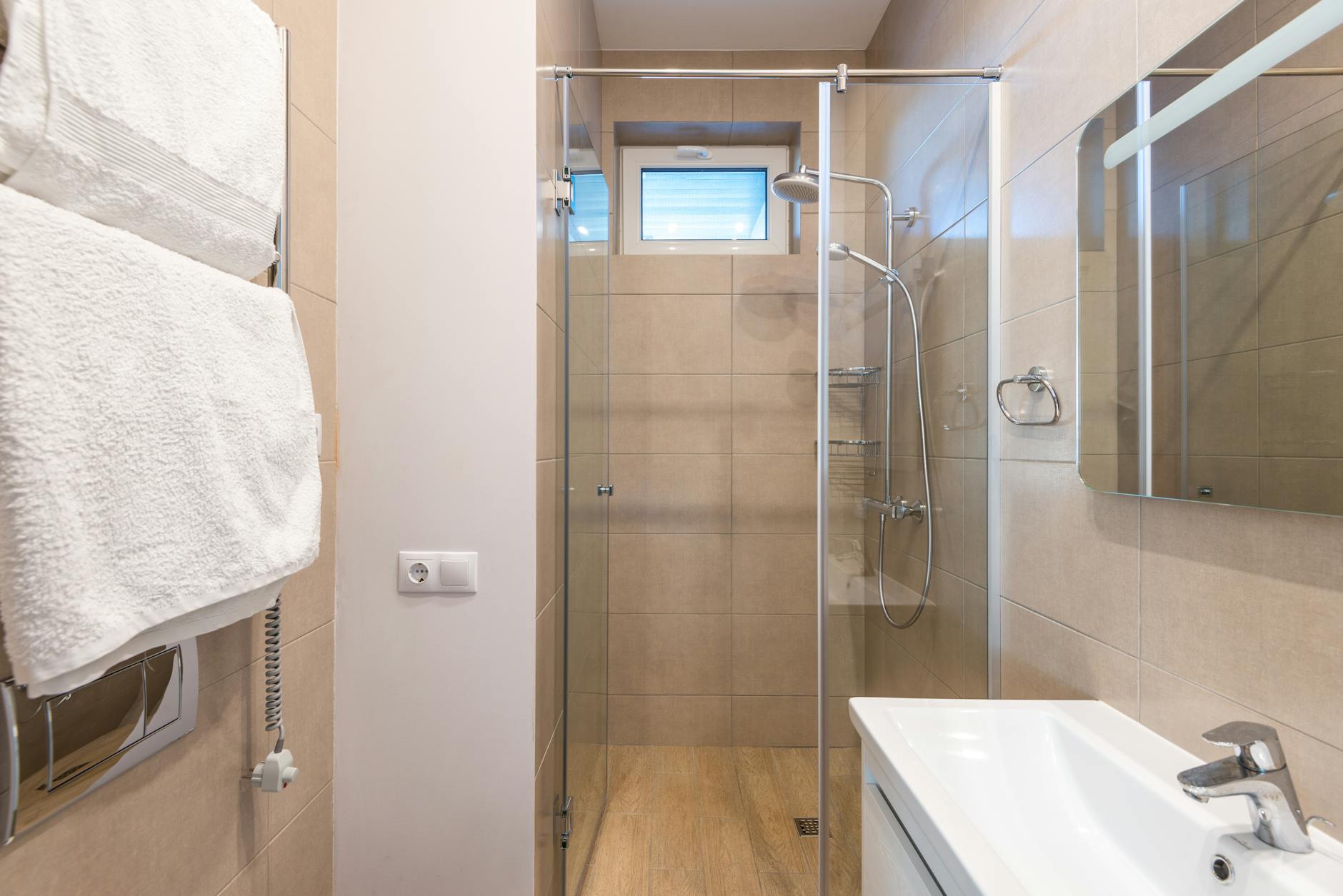 Devis pour salle de bain 5m² : Prix au m² et variations
