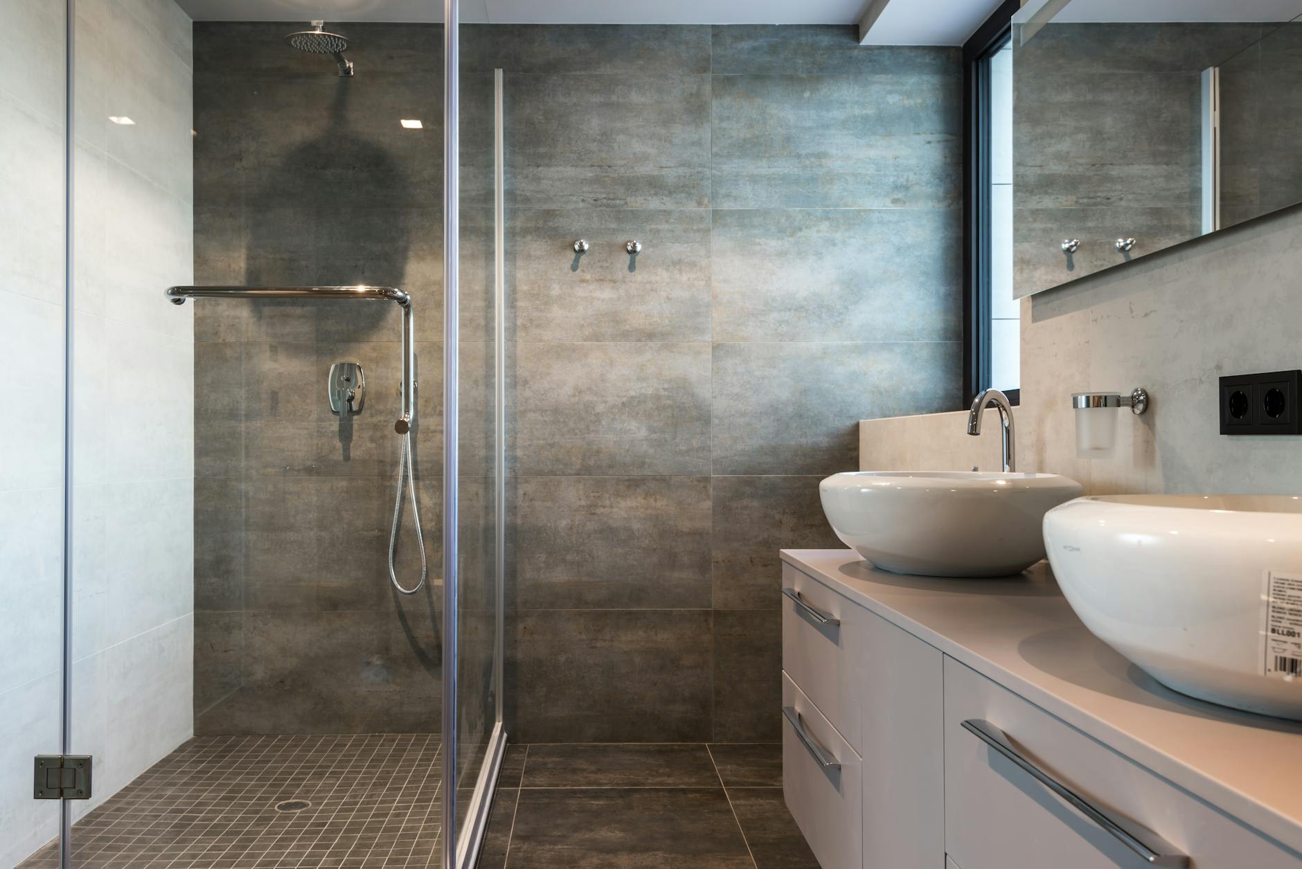 Rénovation salle de bain : Étapes clés et erreurs à éviter