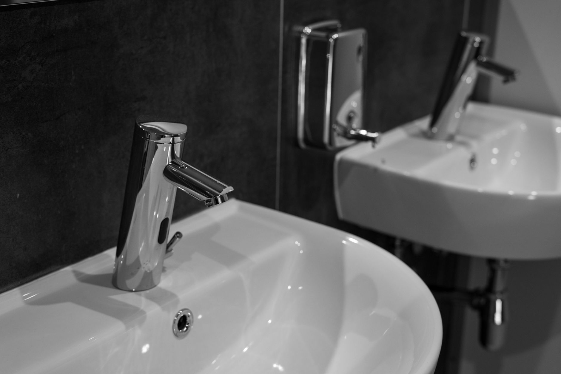 Prix dépannage sanitaire : Tarifs détaillés et pièges à éviter
